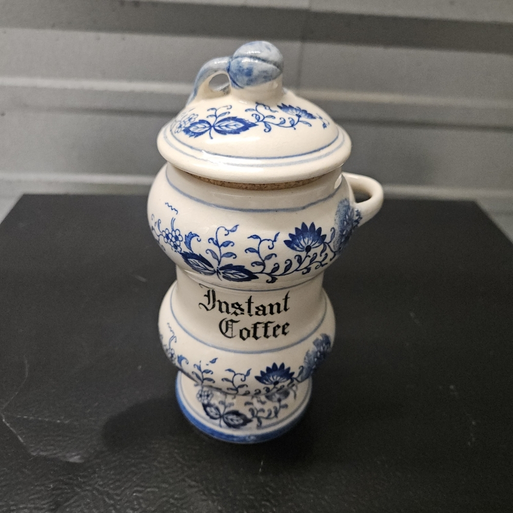 Vintage Arnart Blue Onion Danube Instant Coffe Jar Canister with lid Japan Cross